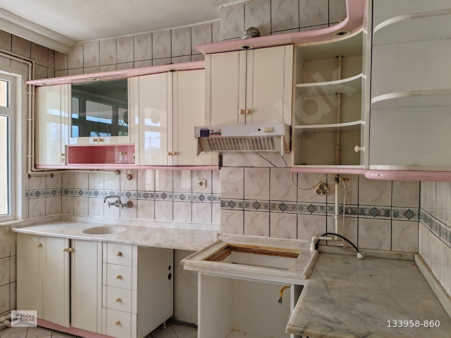 YUNUSKENTTE SATILIK ARA KAT DAİRE