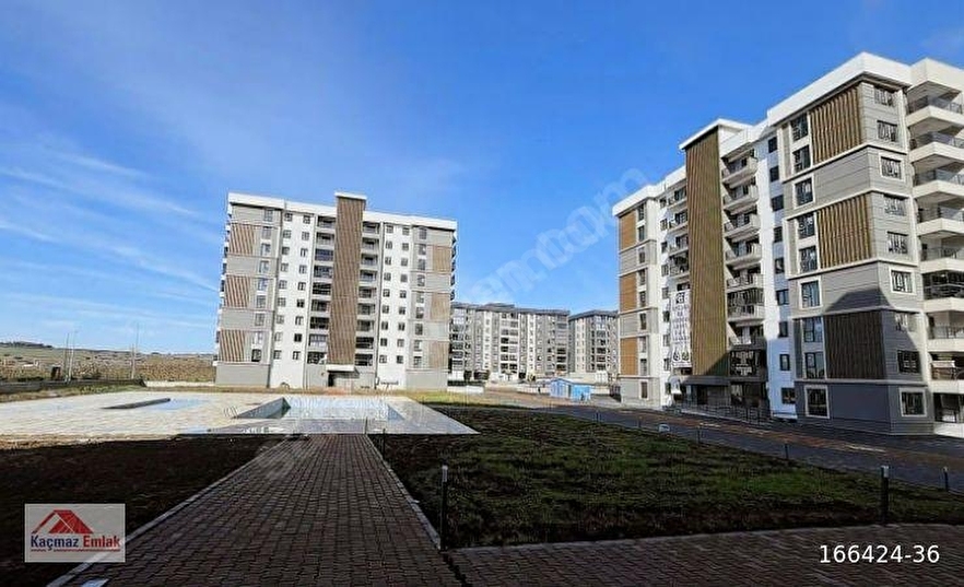 ÇANAKKALE ESENLER KARACAÖREN BÖLGESİNDE SATILIK 2+1 LÜX DAİRE