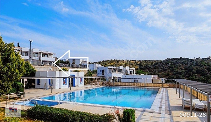 2+1 DAİRE (Bahçe Katı-Göl Manzaralı)