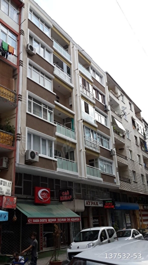 SAHİBİNDEN ŞİRİNEVLER MERKEZDE TADİLATLI DAİRE