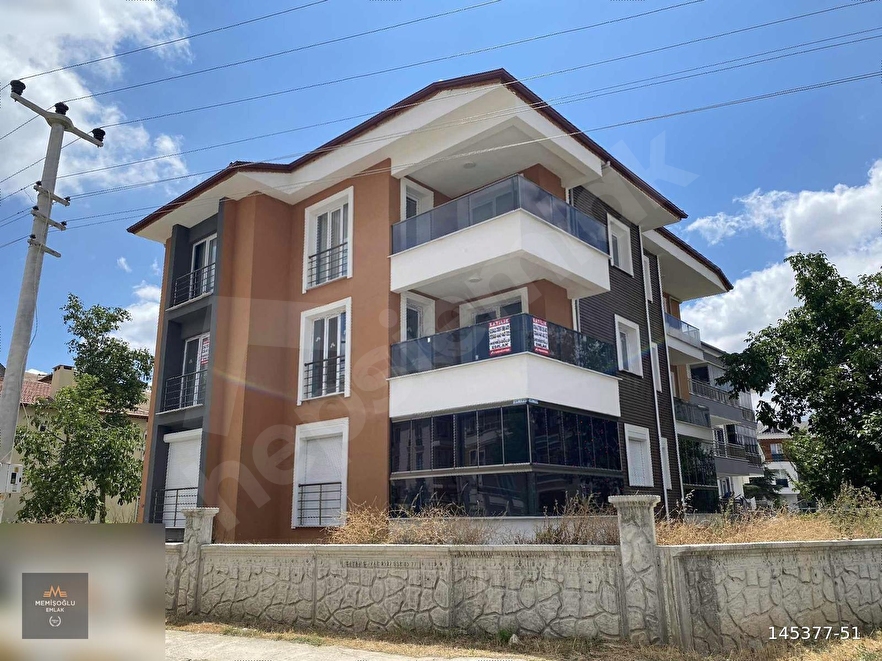 MEMİŞOĞLU EMLAK'TAN SATILIK DEBBAĞLARDA 2.KAT SIFIR LÜKS DAİRE