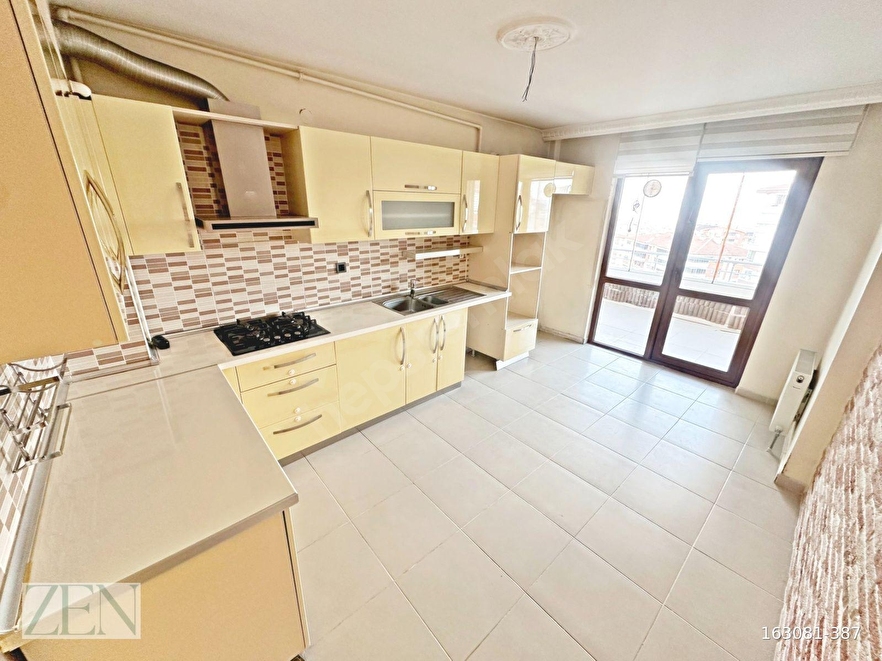 SEVAL CADDESİ ÜZERİ SİTE İÇİNDE ANK.MANZARALI GENİŞ M2 YAPILI3+1