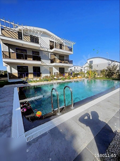 Manavgat ılıca mah satılık lüks havuzlu dubleks 4+1