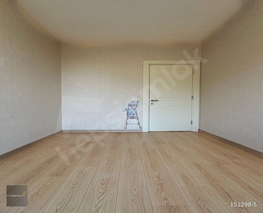 140 Square Meters Apartment For Rent in Beylikdüzü, Istanbul hepsiemlak