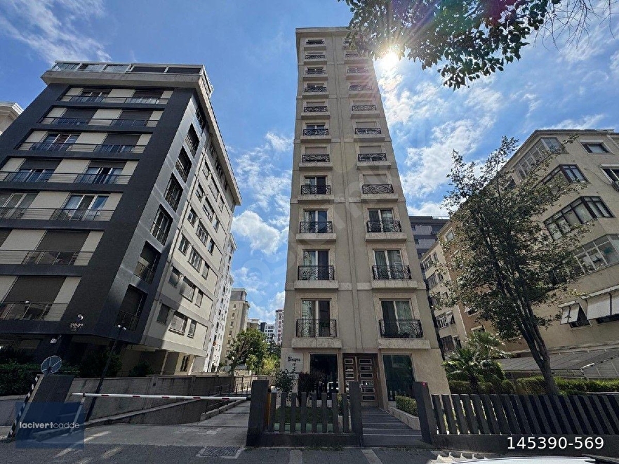 LACİVERTCADDE CADDEBOSTAN SAHİL 2012 YAPIMI YENİLENMİŞ 3.5+1