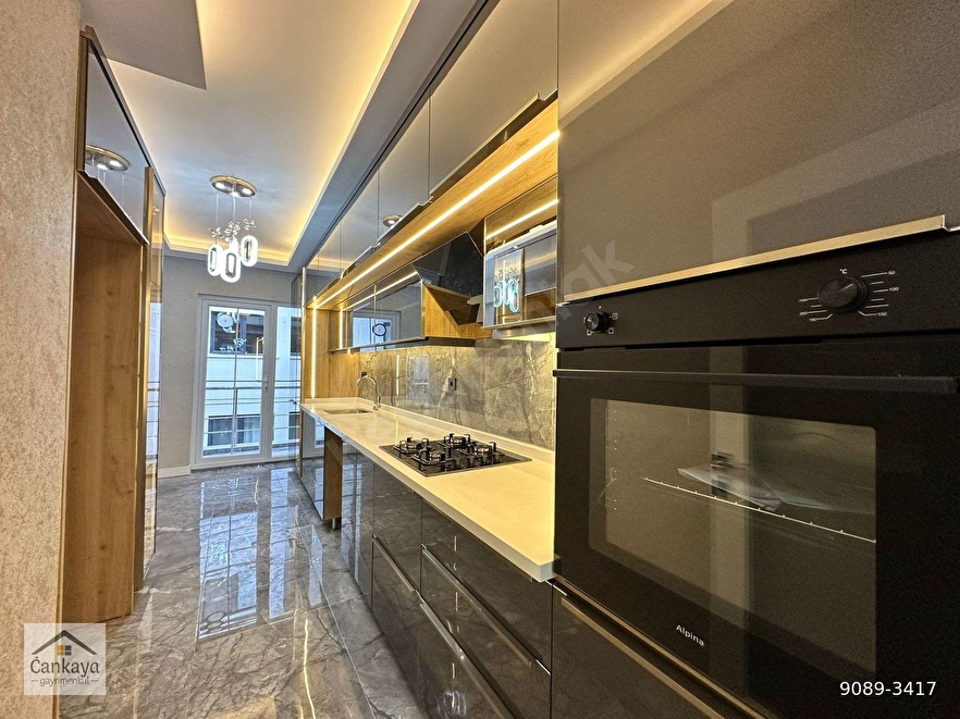 ÇANKAYA GAYRİMENKULDEN ÇETİN EMEÇ-HAKİMEVİ YAKINI MANTOLAMALI ÖN CEPHE ORTA KATTA ULTRA LÜX 3+1