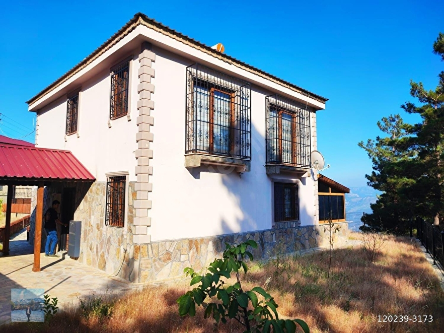 KAR EMLAKTAN YENİKONACIK EFES SİTESİ ÜZERİNDE 550M2 ARSA İÇİNDE 3+1 SATILIK DUBLEKS VİLLA