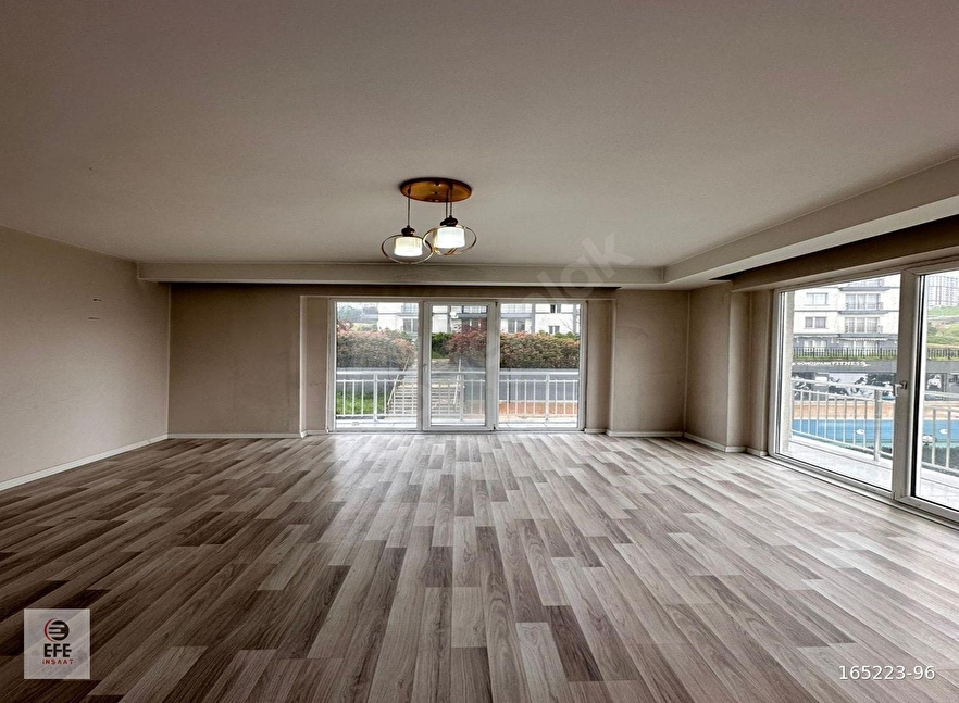 EFE İNŞAATTAN SİTE İÇERİSİNDE HAVUZLU GÜVENLİKLİ 3+1 SATILIK DAİRE