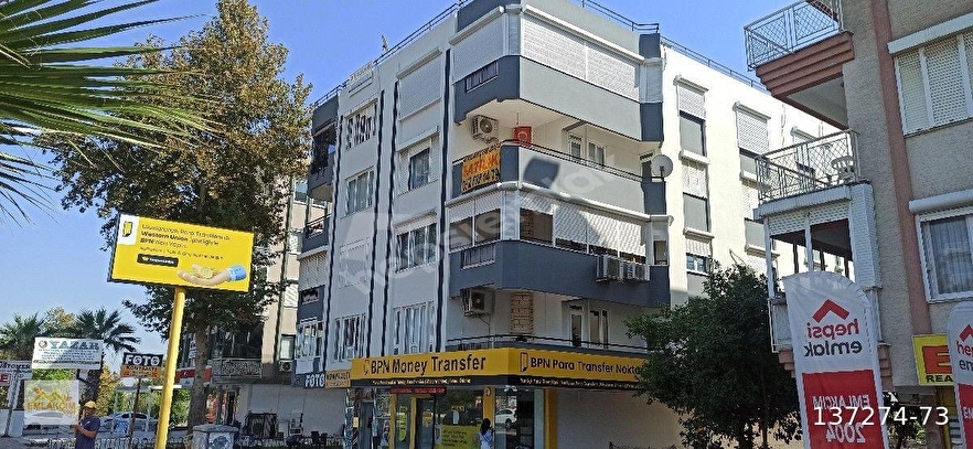ATATÜRK BULVARINDA DENİZE YAKIN 3+1 GENİŞ DAİRE