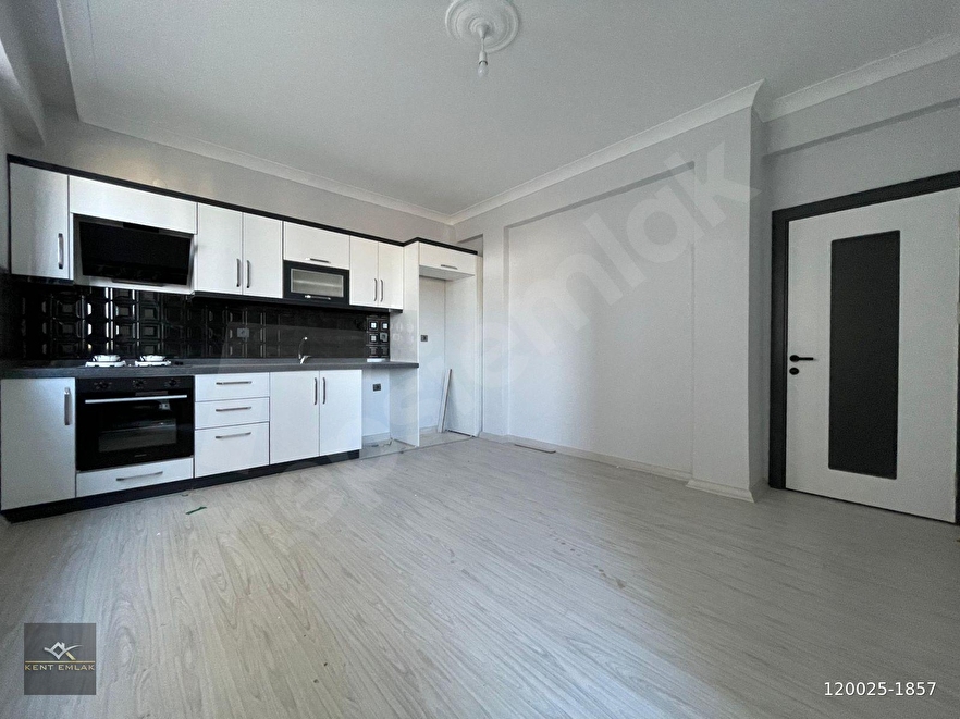 KENT'ten SATILIK AKÇAY da OTOPARKLI SIFIR ÖN CEPHE 1+1 DAİRE