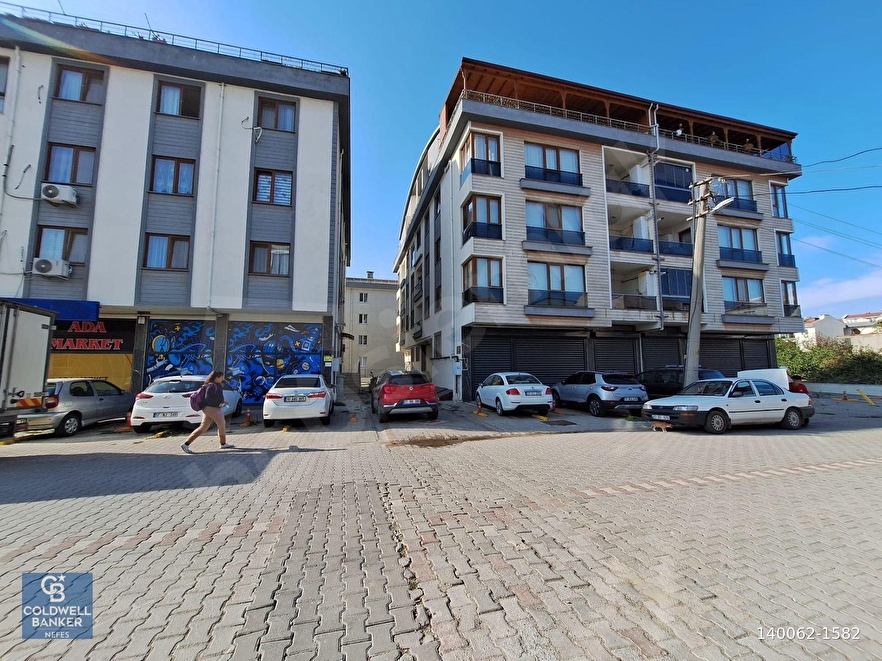 ÇANAKKALE LAPSEKİ'DE KORDONA 50 M MESAFEDE SATILIK 3+1 DAİRE