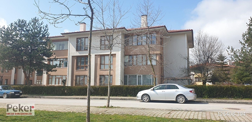 KALICI KONUTLARDA YAŞAMKET MAHALLESİNDE SATLIK 3+1 DAİRE