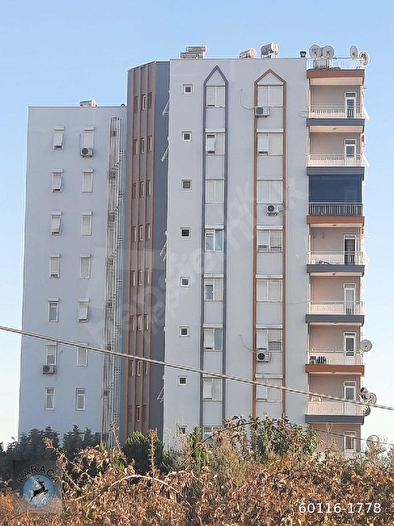 Acil Döşemealtı Bahceyakada 8 Ķat Asansörlü 147m2 ,3+1 Guneyli Daire