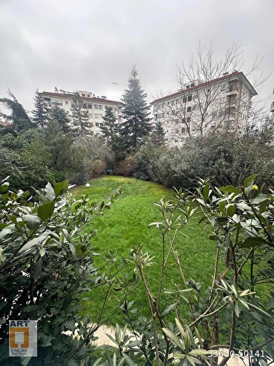 Etiler Alkentte satılık 270 m2 bahçe dubleksi