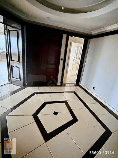 Akmerkez Residencede 250 m2 deniz manzaralı bakımlı dört odalı