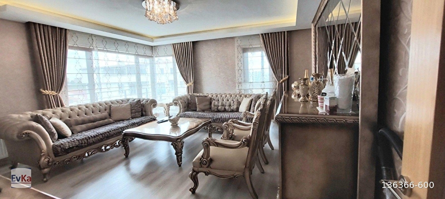 Çankaya'nın en gözde yerleşim yeri Kırkkonaklar'da, Asansörlü, keyifli teraslı dubleks daire..