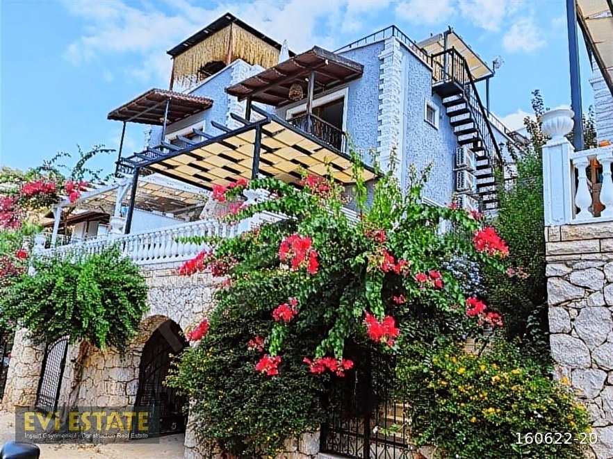 KALKAN KALAMAR KOYU 2 ODALI VILLA