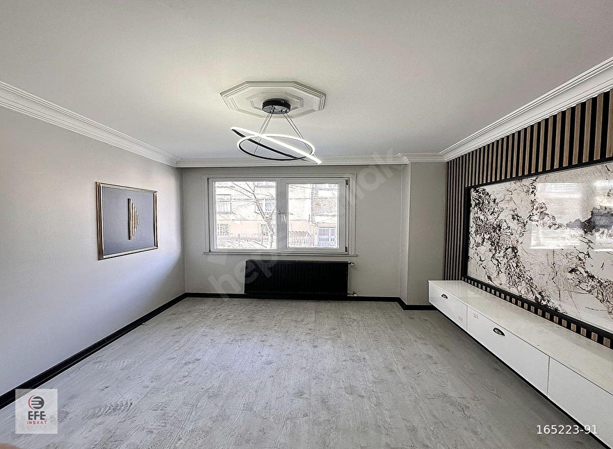 EFE'DEN MERKEZİ KONUMLU 2+1KREDİYE UYGUN MASRAFSIZ DAİRE