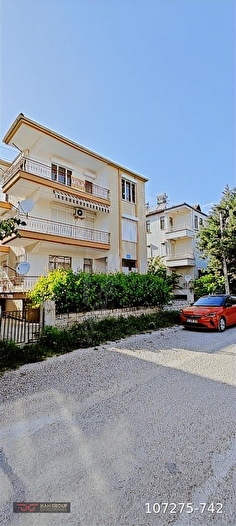 HAN GAYRİMENKUL'DEN AŞAĞIPAZAR DA SATILIK 2+1 UYGUN DAİRE