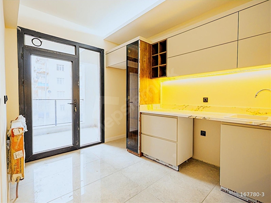 EMLAKPAZARI | FIRSAT 4+0 LÜX DAİRE