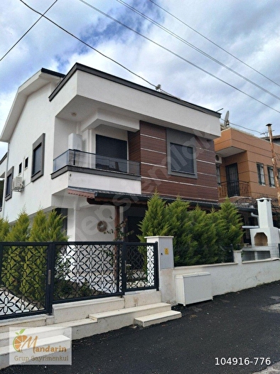 İZMİR ÖZDERE DENİZ TARAFIN DA SATILIK  VİLLA