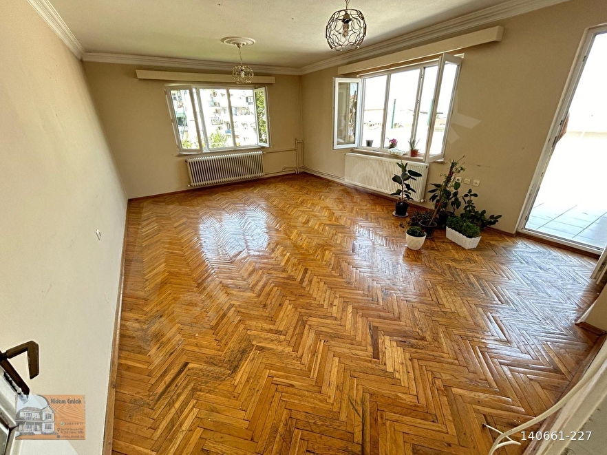 NİDAM EMLAKTAN NAMAZGAHTA 3+1 200 M MANZARALI DAİRE