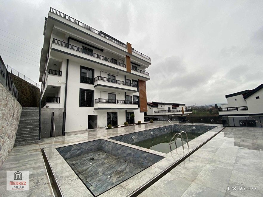 BAŞİSKELE BARBAROS MAH. SATILIK 3+1 ÇATIDUBLEKS DAİRE