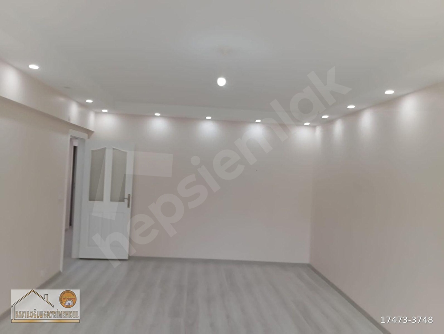 BEYKLİKDÜZÜ MİĞROS ARKASI BARIŞ MAH.TADİLATLI SÜPER 3+1 SATILIK  DAİRE