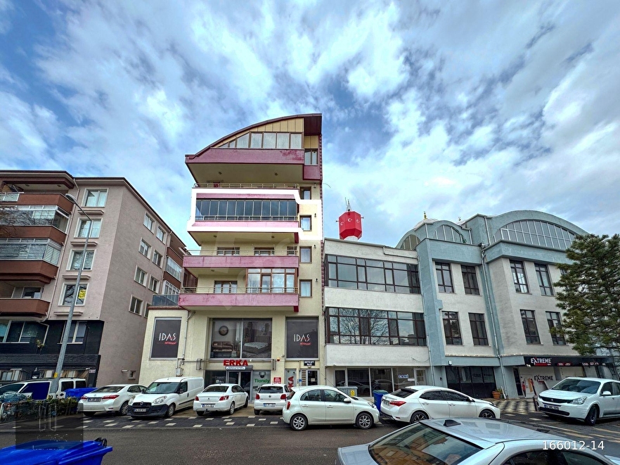 New Doors Gayrimenkulden Bahçelievlerde İyi Konumda Satılık 3+1