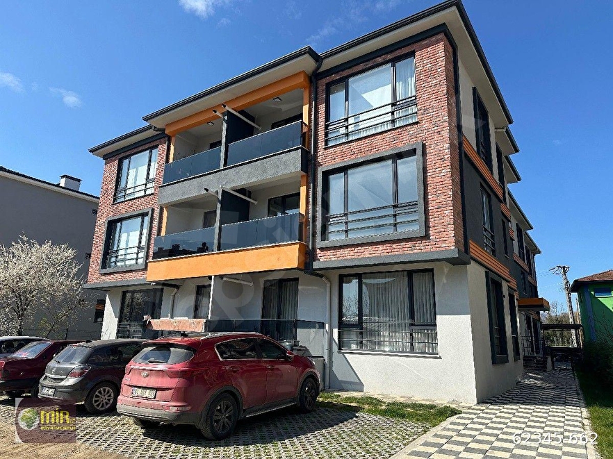 Düzce'de fatih Mahallesi'nde satılık giriş kat  3+1 daire