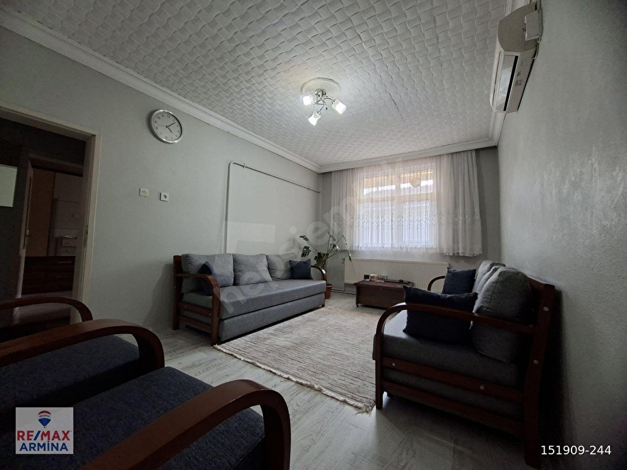 HEM OTURUMLUK HEM YATIRIMLIK: GENİŞLETMEYE UYGUN BAHÇELİ EV