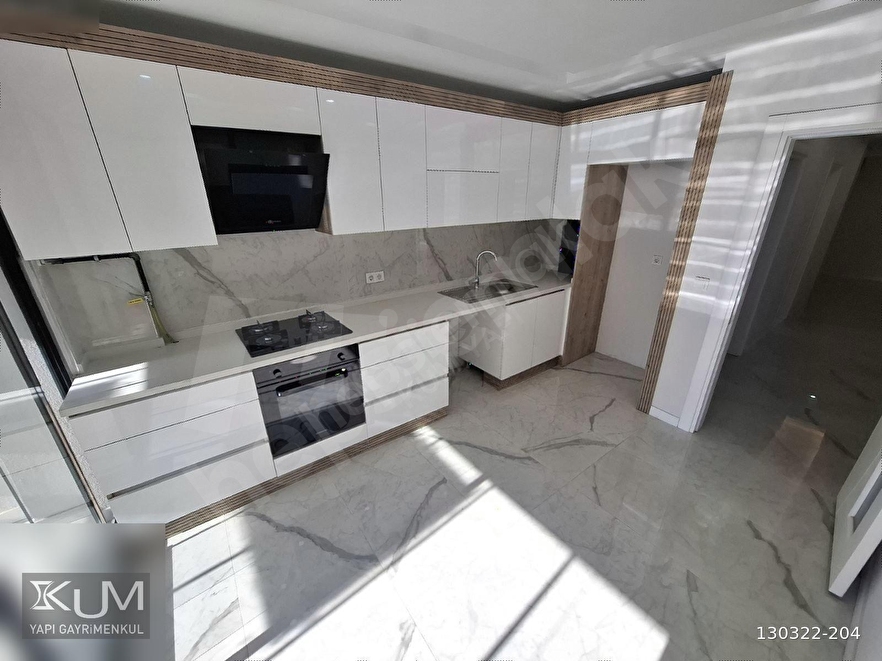 KUM YAPIDAN ERTUĞRULDA 3+1 140 M² ARAKAT LÜKS DAİRE