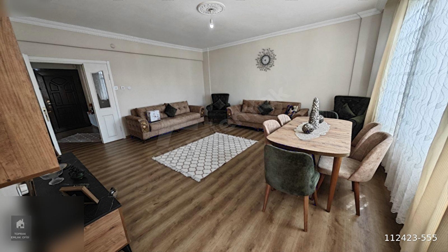 Süleymanpaşa Altınova Mahallesinde Geniş Çift Balkonlu 3+1 Daire