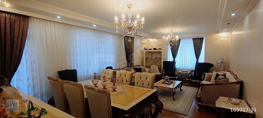 SATRANÇ PARK CİVARINDA ÇOK GENİŞ VE BAKIMLI,MASRAFSIZ 3+1 DAİRE