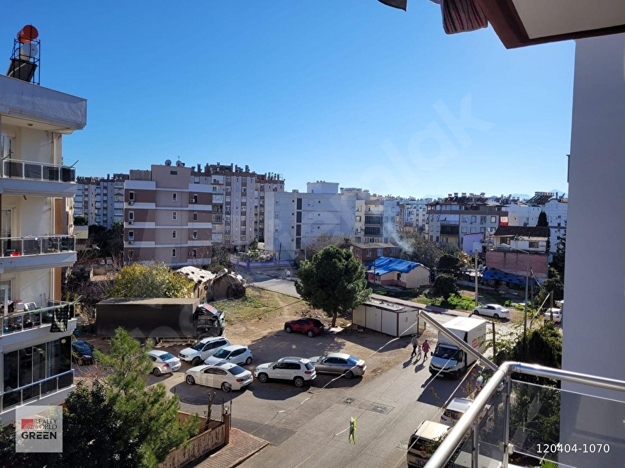 KIZILTOPRAK'TA TRANWAYA 100 METRE 5+1 ASANSÖRLÜ SATILIK DUBLEKS