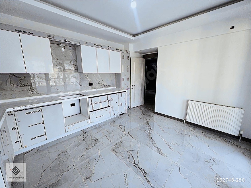 ALPHAN PRESTİJ - 4+1 - MESKENLİ OTURUMA HAZIR - GİYİNME ODALI