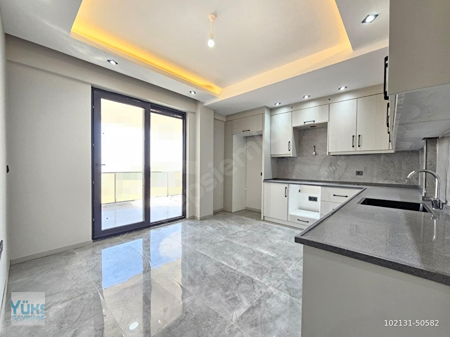 Denizli yenişafak mahallesinde 3+1 160 m2 önü açık lüks satılık arakat daire