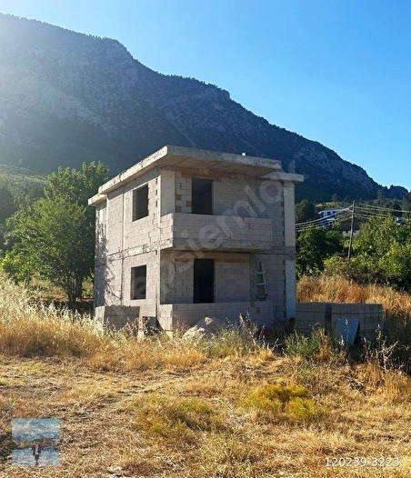 KAR EMLAKTAN YENİKONACIKTA 4+1 SATILIK KABA İNŞAAT VİLLA