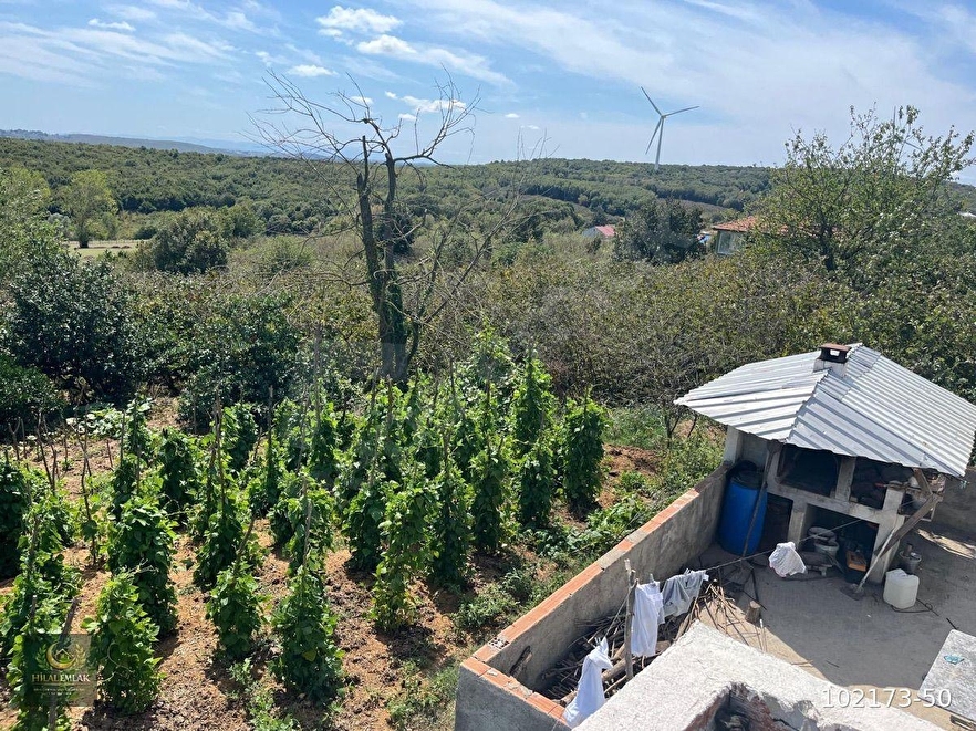 KANDIRA KARAAĞAÇ MAHALLESİ KELEPİR İMARLI BAHÇELİ EV