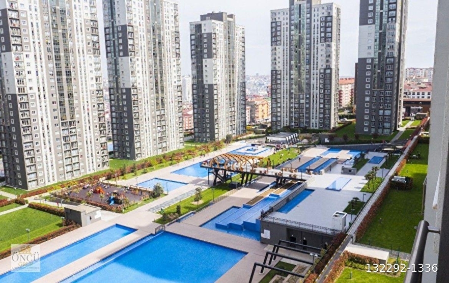 BEYLİKDÜZÜ ÖNCÜ GRUPTAN SİTE İÇİ SIFIR 2+1SATILIK DAİRE