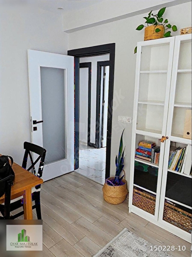 ACİL SATILIK ASANSÖRLÜ CAM BALKONLU 2. KAT 2+1 100 M2 DAİRE