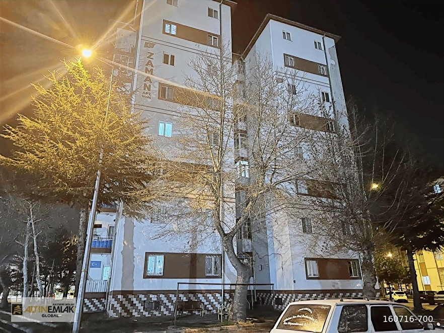 ALTIN EMLAKTAN SATILIK ASANSÖRLÜ 80 LİK DAİRE