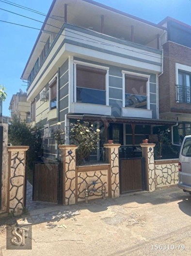 Seferihisar Ürkmez’de Denize 7 Dakika | Teraslı 3+1 Tripleks Satılık Villa | SF Emlak