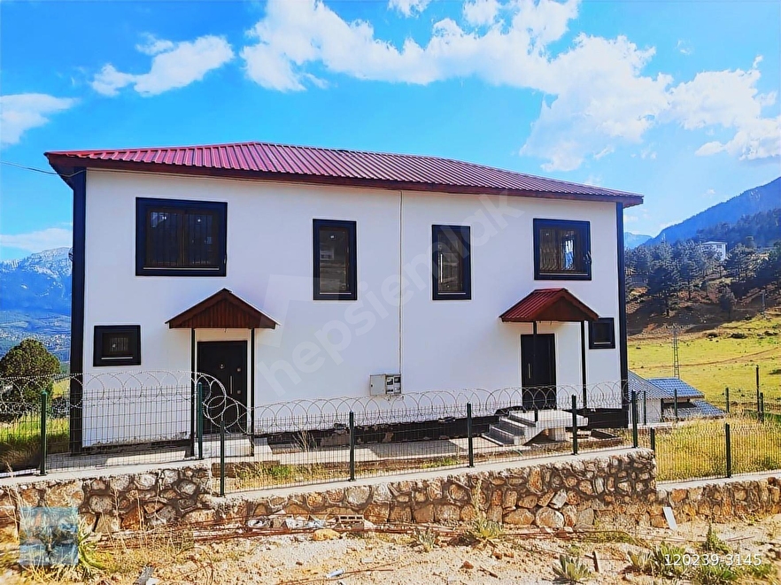 KAR EMLAKTAN YKONACIK BOZKIRLIDA BİTİŞİK NİZAM 3+1 SATILIK VİLLA