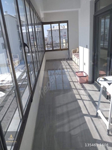 İKİ YILLIK CADDE ÜSTÜ DOLU DOLU DAİRE