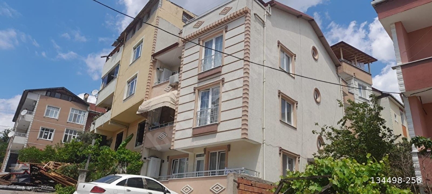 KAÇMAZ EMLAKTAN   DERİNCE İBNİSİNADA SATILIK 5+1 ÇATI DUBLEKS