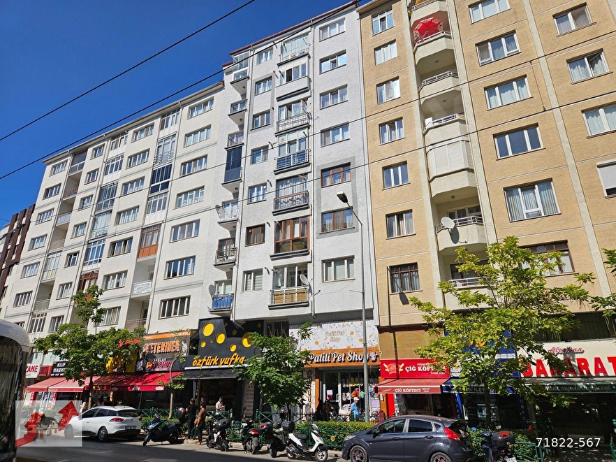 DÖNERTAŞ EMLAKTAN ÜNİVERSİTE CADDESİ ÜZERİNDE SATILIK 3+1 DAİRE