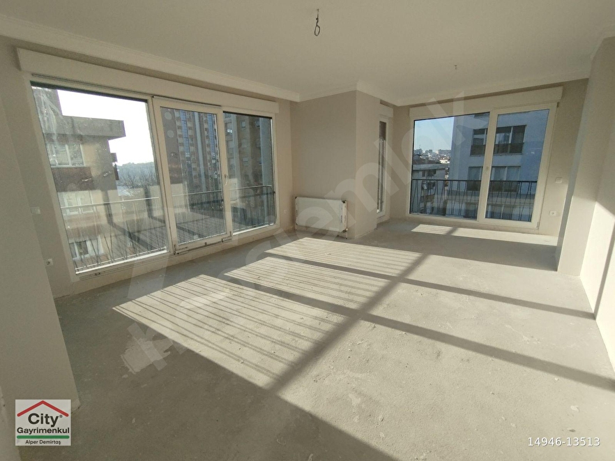 CİTY'DEN FENERBAHÇE KALAMIŞ SAHİL VE BAĞDATA KOMŞU BALKONLU 145M2 3+1