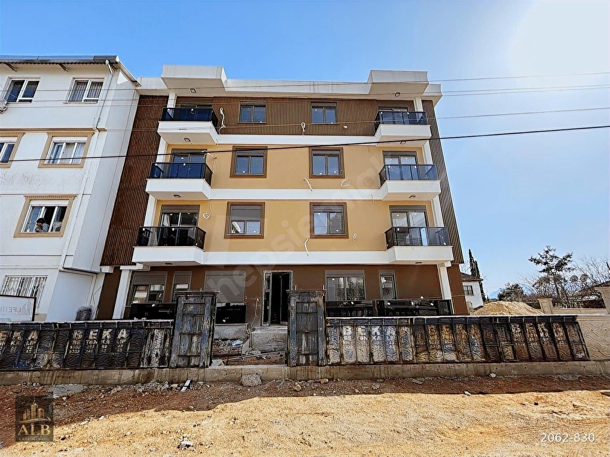 ÜNSALDA ARA KAT SIFIR 1+1 DAİRE TEK YETKİLİ ALB GAYRİMENKUL