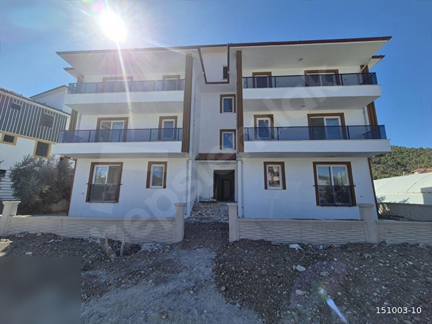 DALYANA YAKIN ORTACADA SIFIR GENİŞ 2+1 ARA KAT SATILIK DAİRE